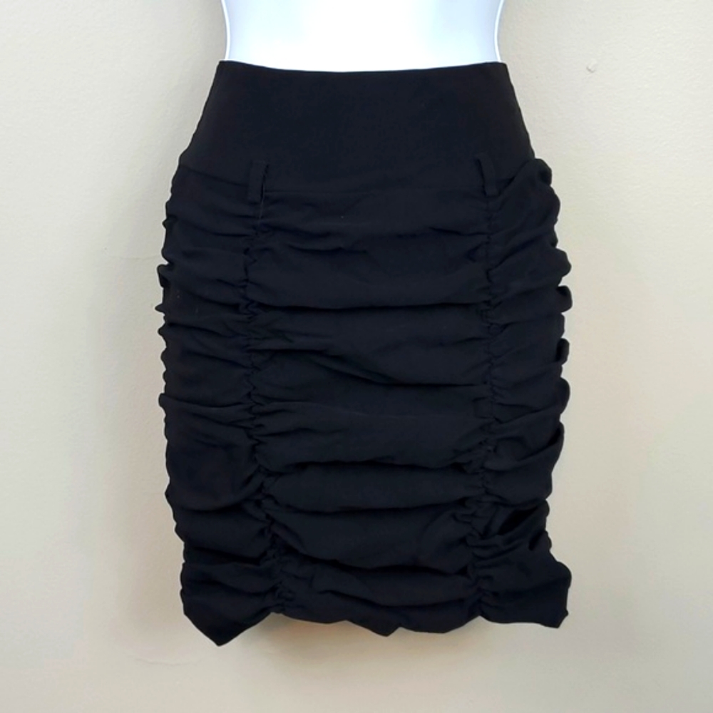 Valia Women's Junior Black Ruched Skirt
